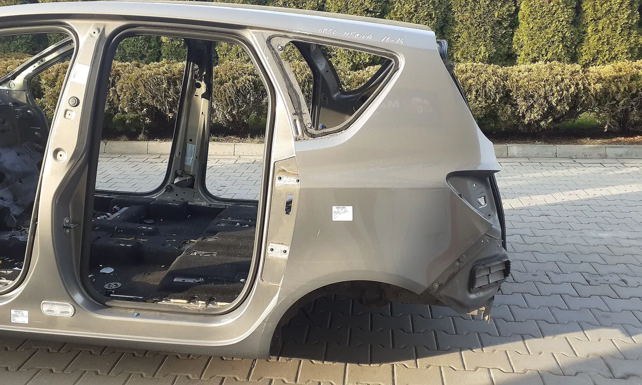ARIPA SPATE STANGA OPEL MERIVA B 2010-2017
