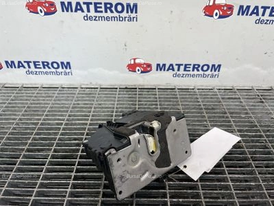 INCUIETOARE USA FATA DREAPTA OPEL MERIVA B 1.4 2010-2017 oe 13258278, vedere frontata