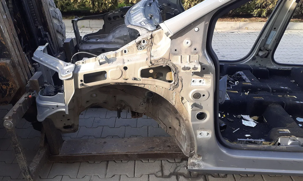 LONJERON STANGA OPEL MERIVA B 2010-2017