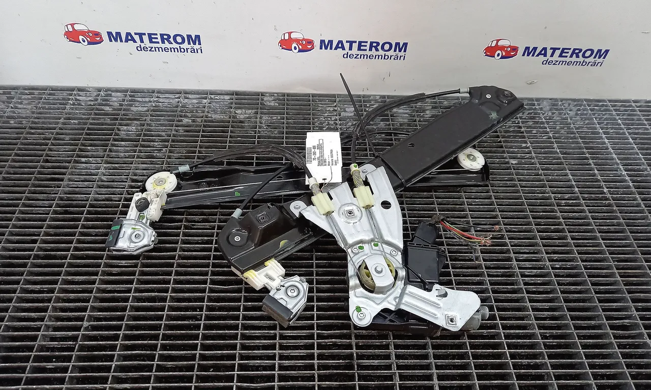 MACARA USA FATA DREAPTA OPEL MERIVA B 2010-2017