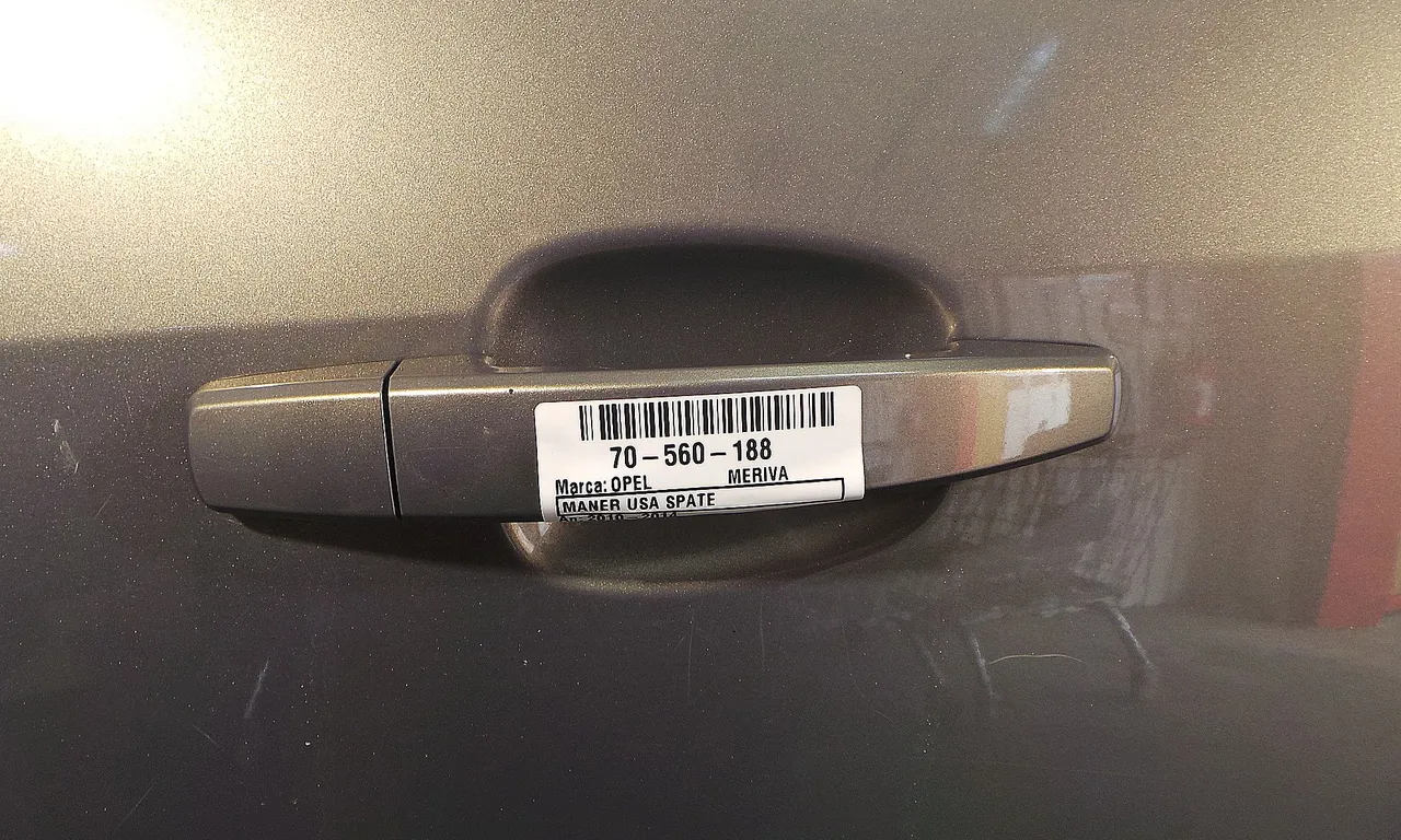 MANER USA SPATE STANGA OPEL MERIVA B 2010-2017