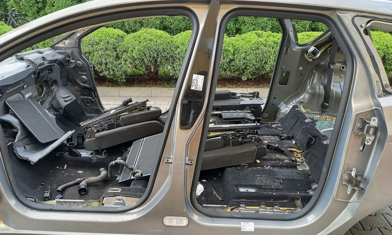STALP MIJLOC STANGA OPEL MERIVA B 2010-2017