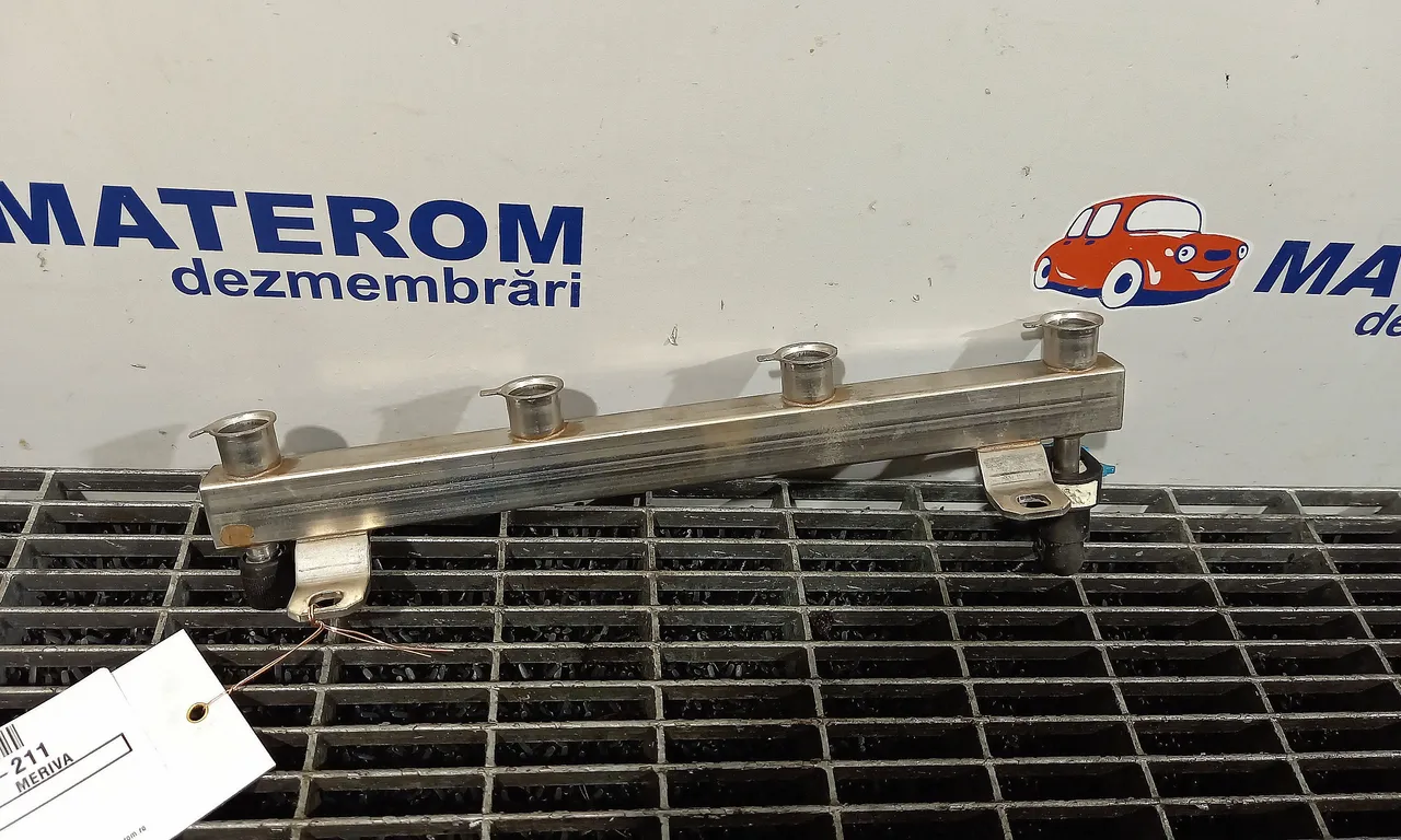 RAMPA INJECTIE OPEL MERIVA B 2010-2017