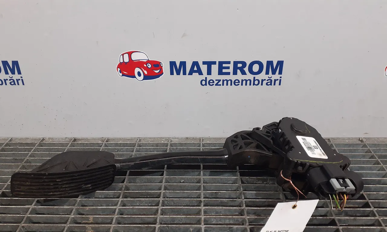 PEDALA ACCELERATIE OPEL MERIVA B 2010-2017