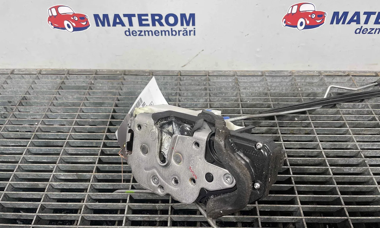 INCUIETOARE USA FATA DREAPTA OPEL MOKKA / MOKKA X 2012-2019