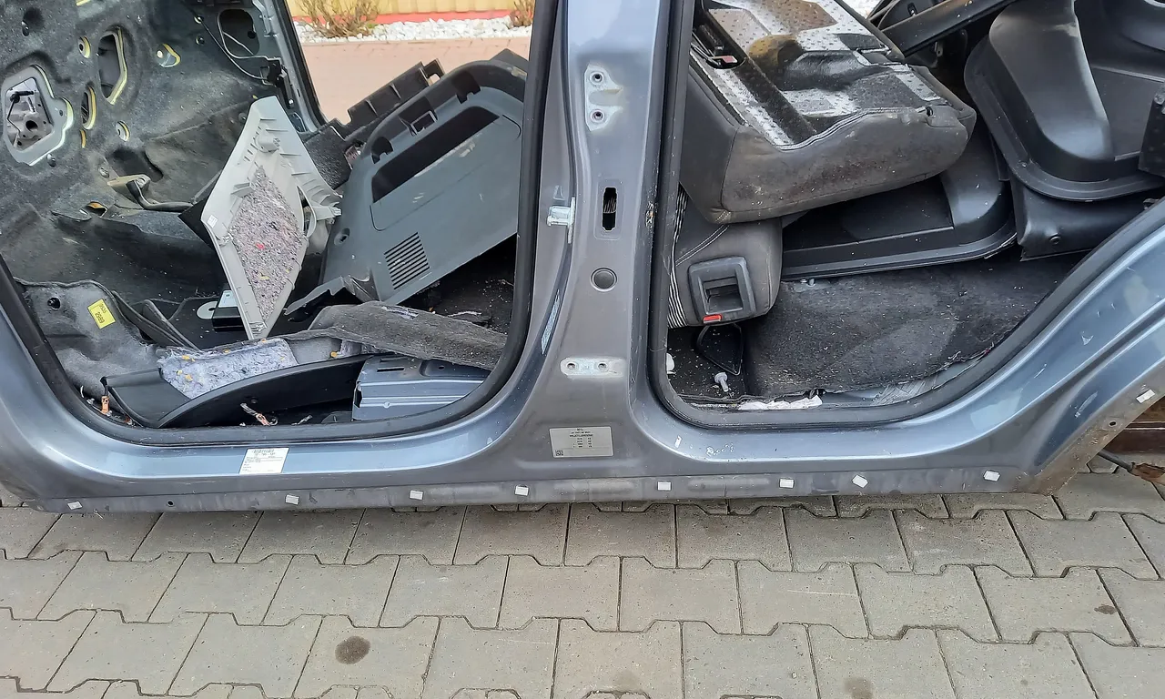 PRAG STANGA OPEL MOKKA / MOKKA X 2012-2019
