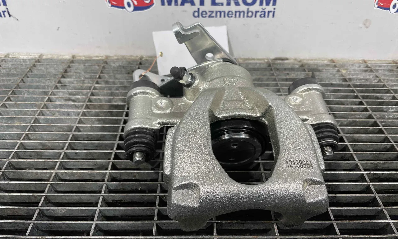 ETRIER SPATE STANGA OPEL MOVANO B 2010-2018