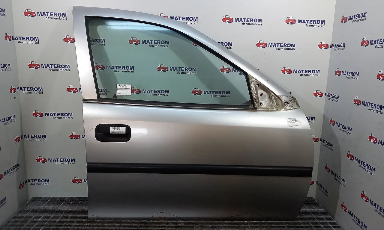 USA FATA DREAPTA OPEL VECTRA B 1995-2004