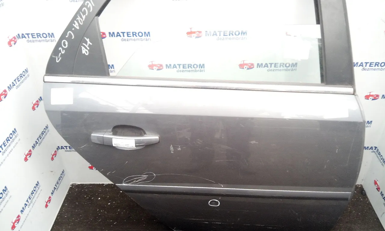 USA SPATE DREAPTA OPEL VECTRA C GTS 2002-2009