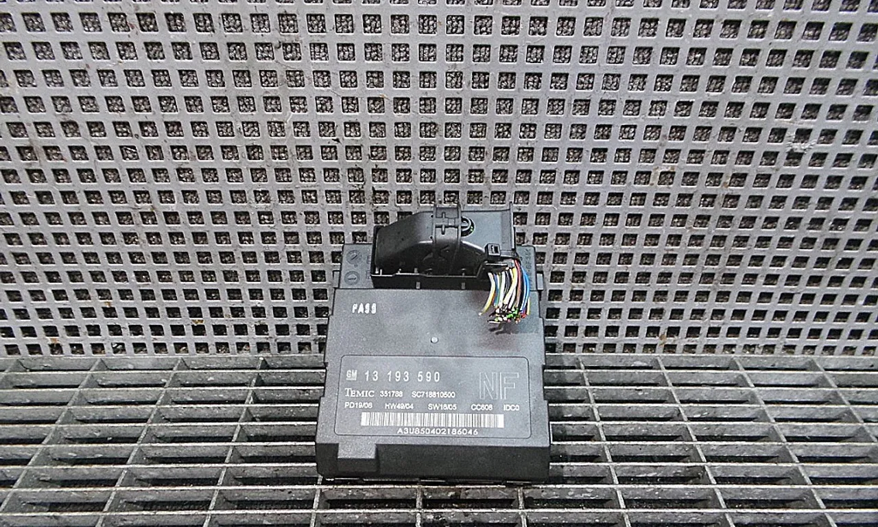 MODUL CONFORT OPEL VECTRA C GTS 2002-2009