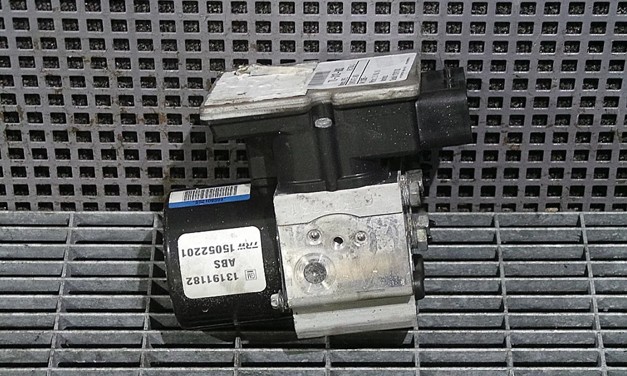 UNITATE ABS OPEL VECTRA C GTS 2002-2009