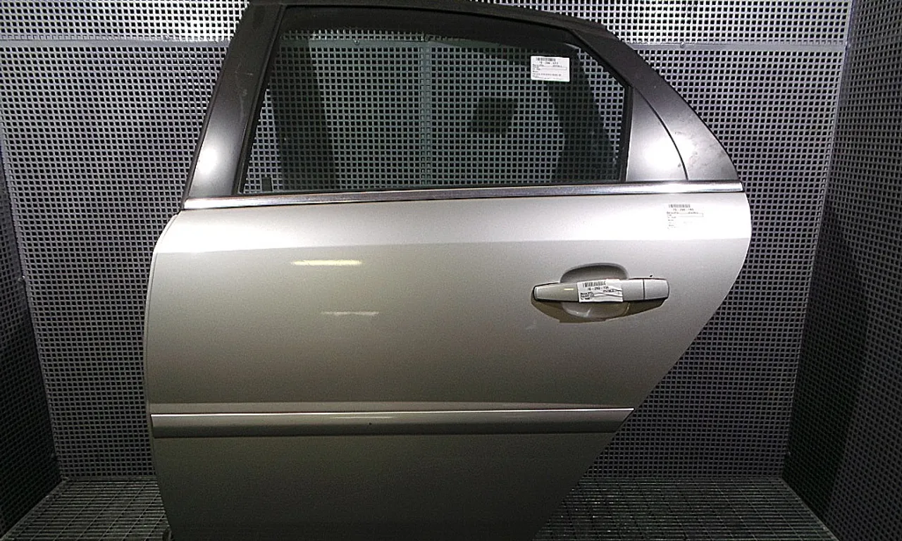 USA SPATE STANGA OPEL VECTRA C 2002-2009