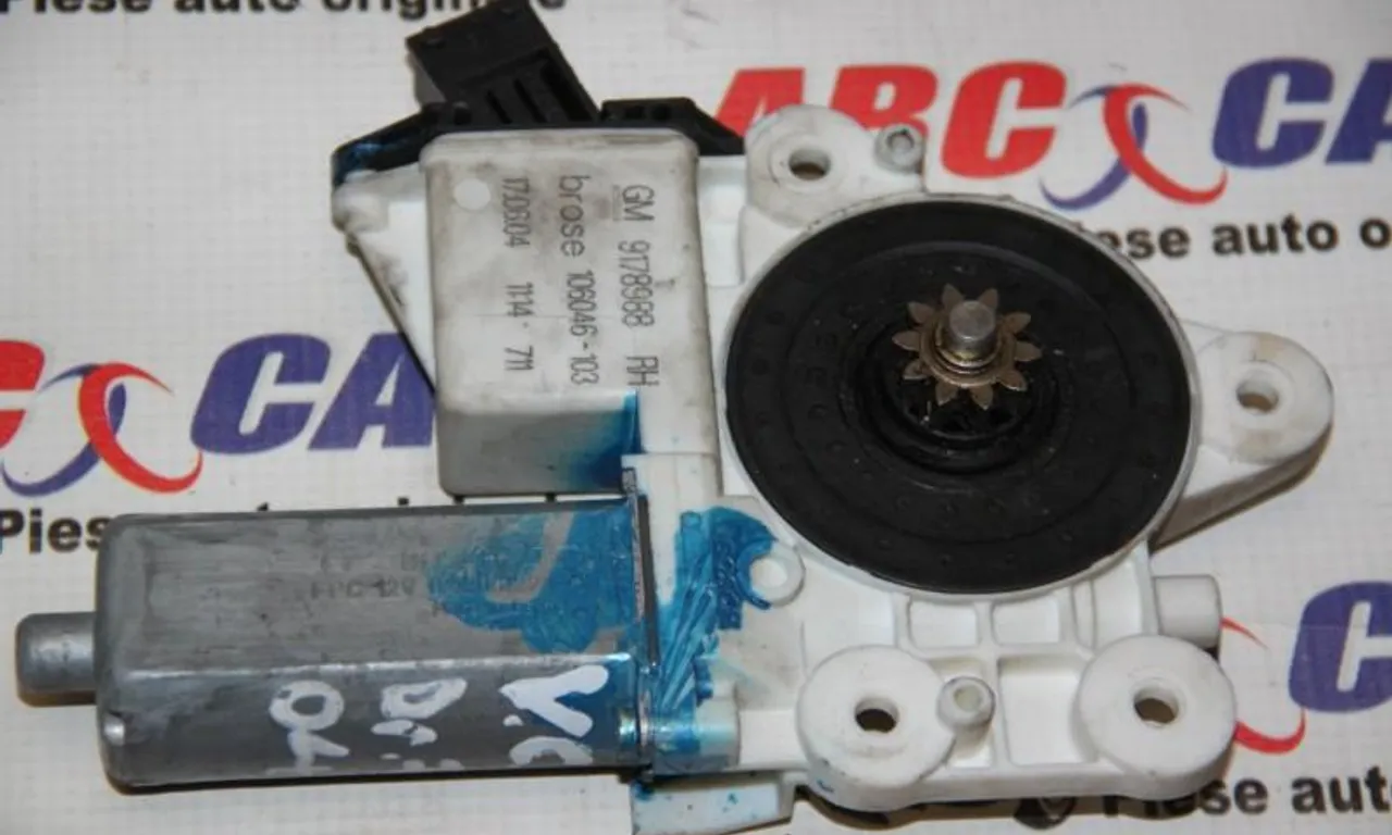 Motoras macara dreapta fata OPEL VECTRA C 2002-2009