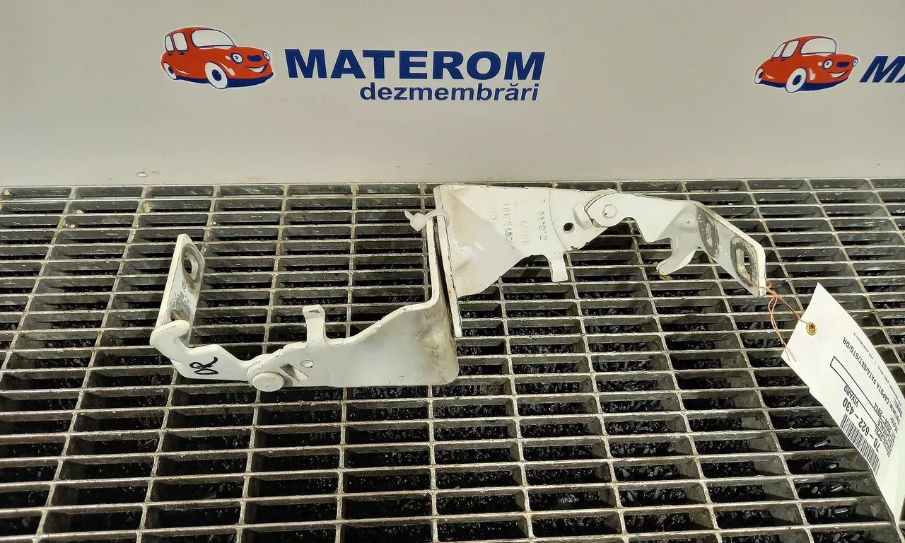 BALAMALE CAPOTA FATA OPEL VIVARO A 2001-2015