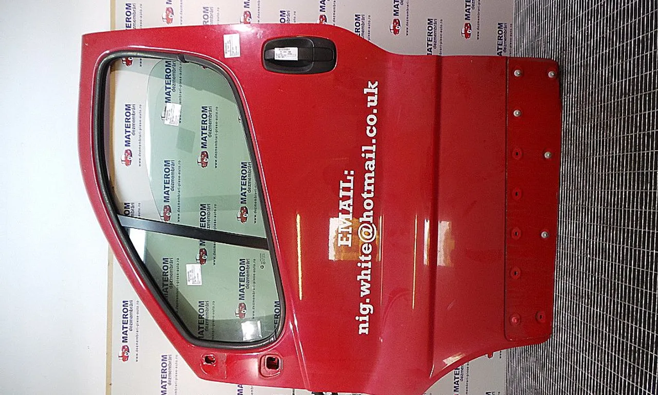 USA FATA STANGA OPEL VIVARO A 2001-2014