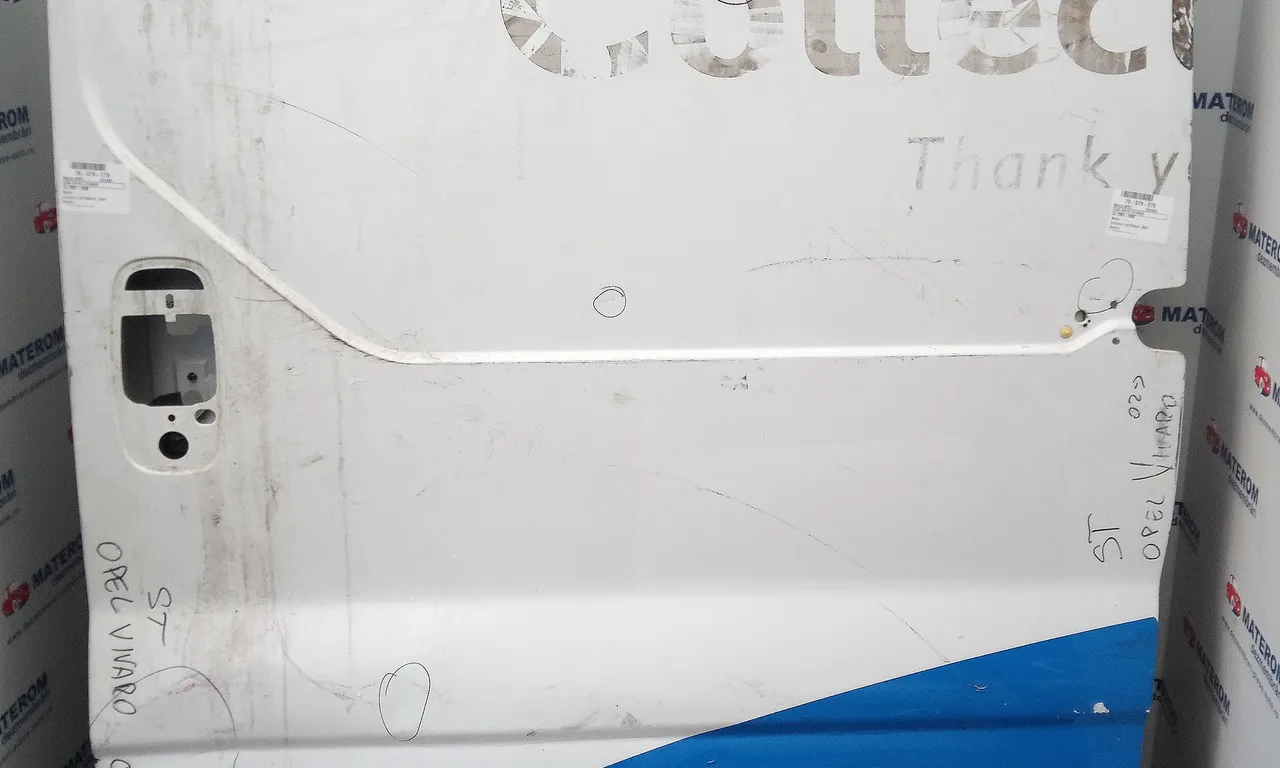 USA LATERALA OPEL VIVARO A 2001-2015