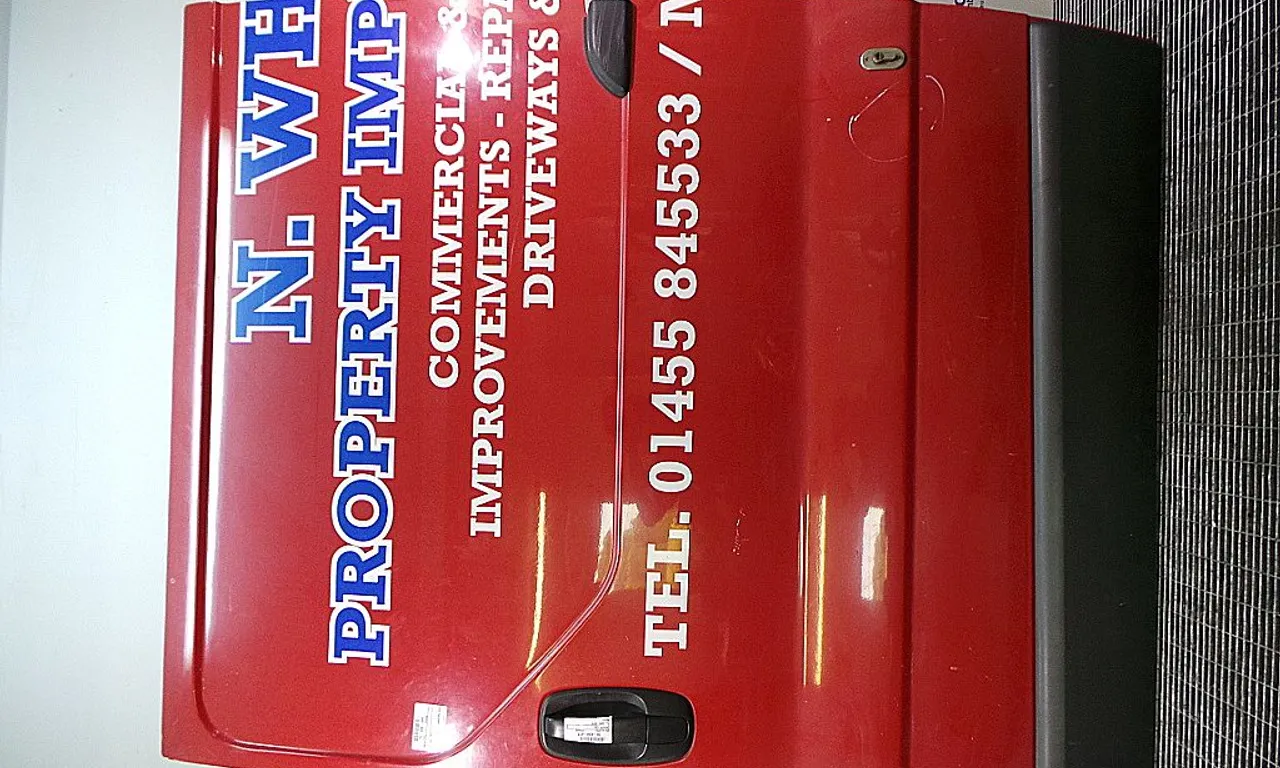 USA LATERALA OPEL VIVARO A 2001-2014