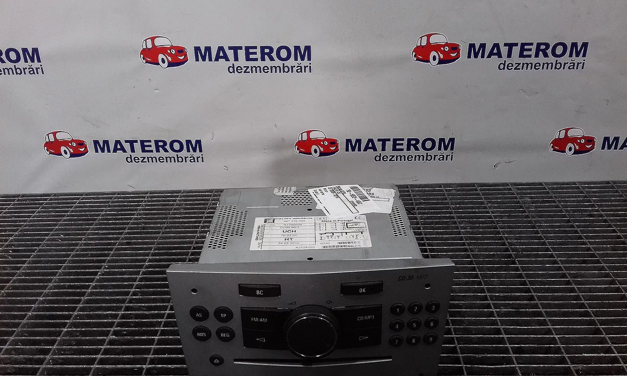 RADIO CD OPEL VIVARO A 2001-2015