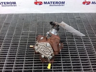 POMPA INALTA PRESIUNE OPEL VIVARO A 2.0 DCI 2001-2015 oe H8200690744, vedere frontata
