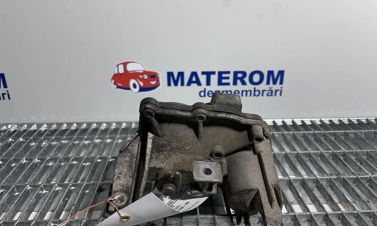 MOTORAS GALERIE EVACUARE OPEL VIVARO B 2014-2019