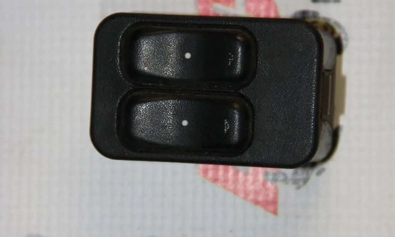 Butoane comenzi geamuri fata OPEL ZAFIRA A 1999-2006