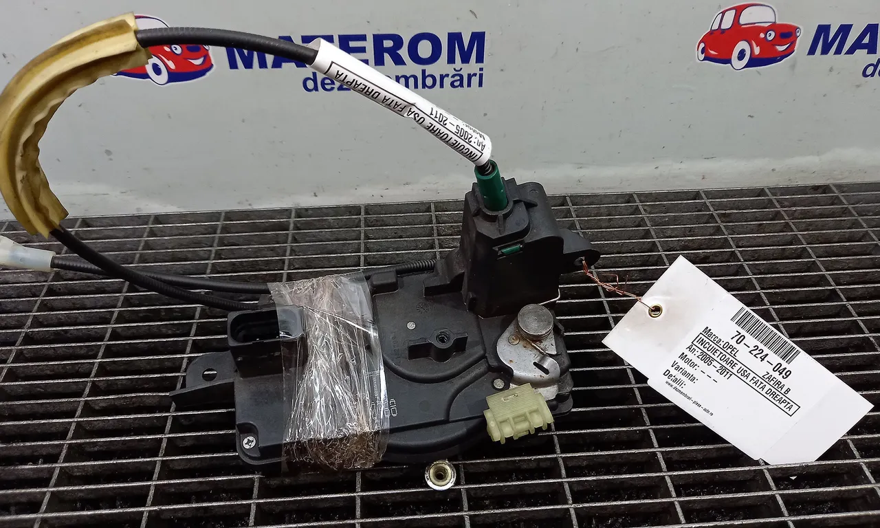 INCUIETOARE USA FATA DREAPTA OPEL ZAFIRA B 2005-2015