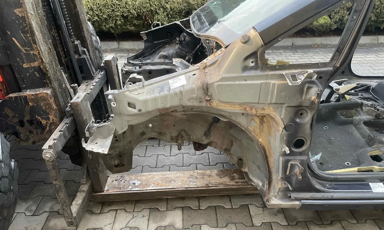 LONJERON STANGA OPEL ZAFIRA B 2005-2015