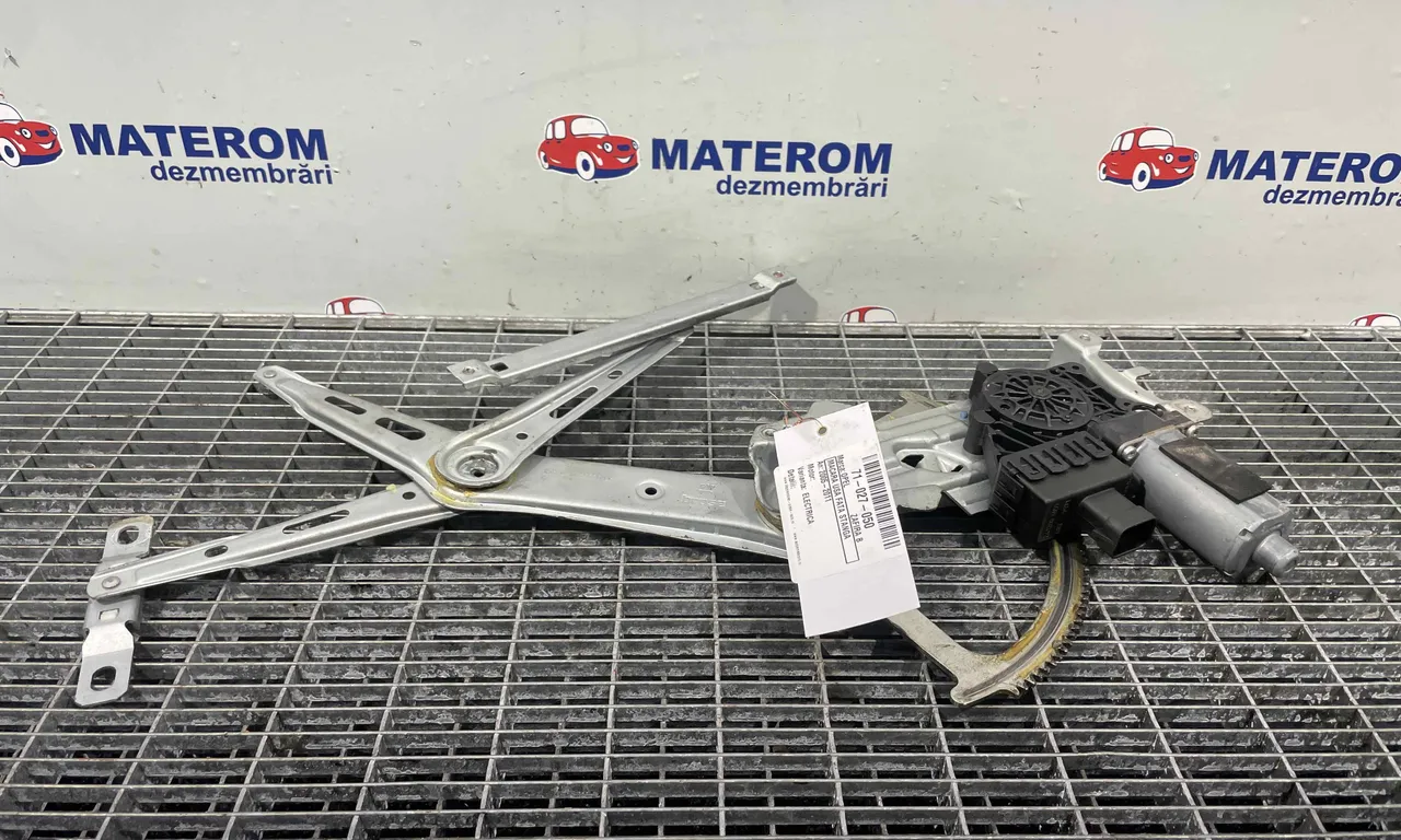 MACARA USA FATA STANGA OPEL ZAFIRA B 2005-2015