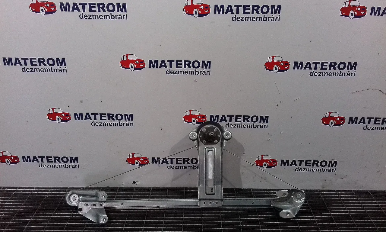 MACARA USA SPATE DREAPTA OPEL ZAFIRA B 2005-2015