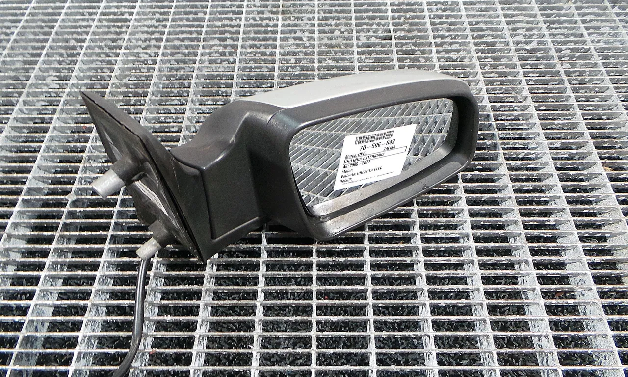 OGLINDA EXTERIOARA DREAPTA OPEL ZAFIRA B 2005-2015