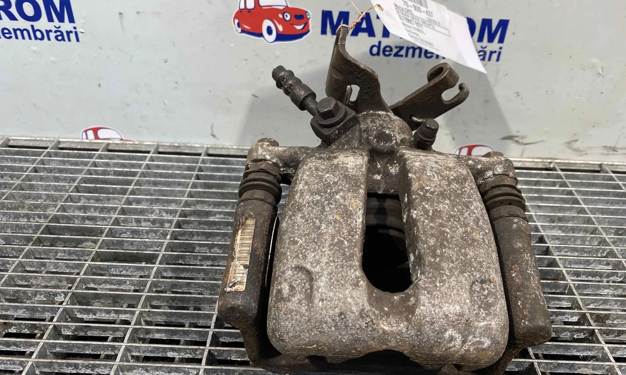 ETRIER SPATE DREAPTA OPEL ZAFIRA B 2005-2015