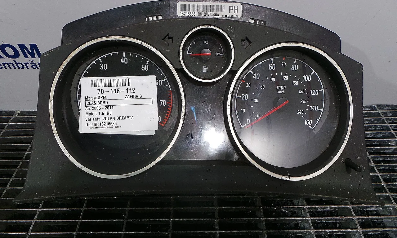 CEAS BORD OPEL ZAFIRA B 2005-2015