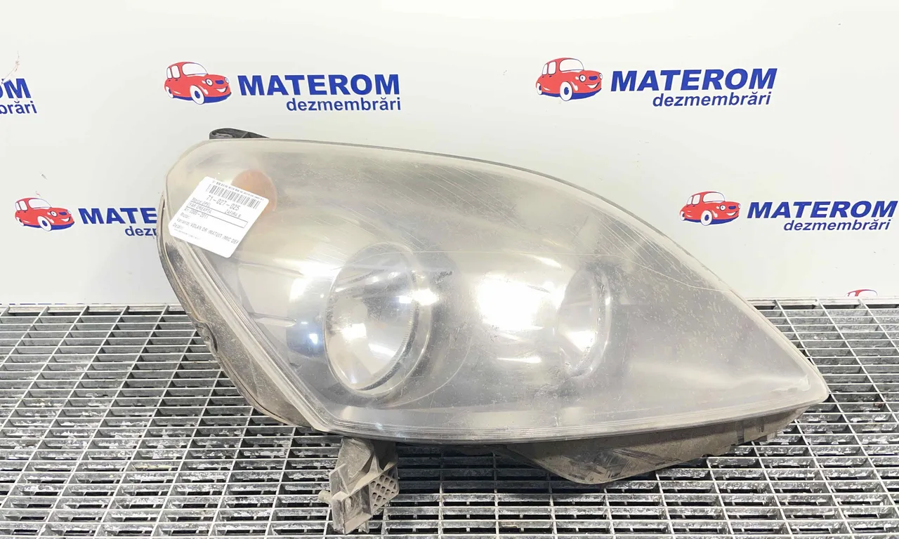 FAR DREAPTA OPEL ZAFIRA B 2005-2015
