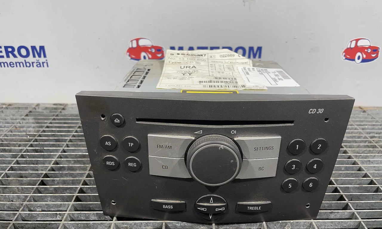 RADIO CD OPEL ZAFIRA B 2005-2015
