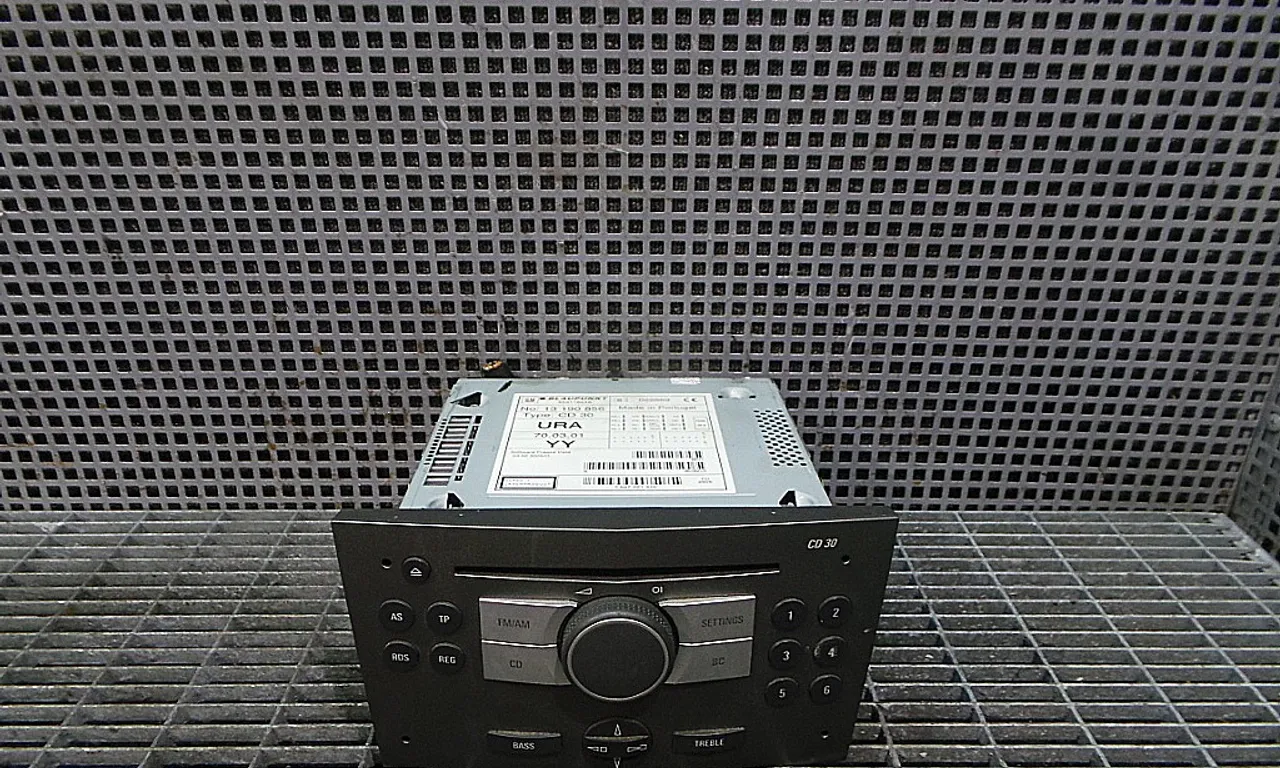 RADIO CD OPEL ZAFIRA B 2005-2015