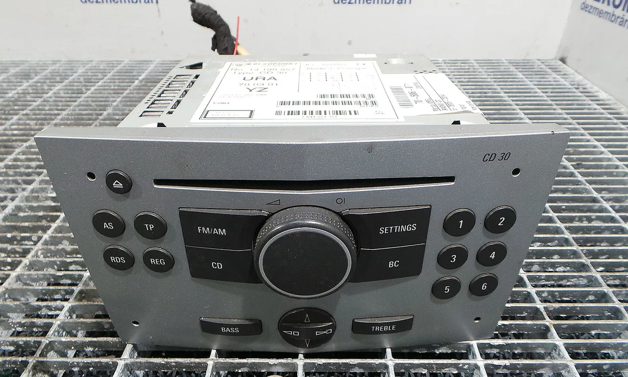 RADIO CD OPEL ZAFIRA B 2005-2015
