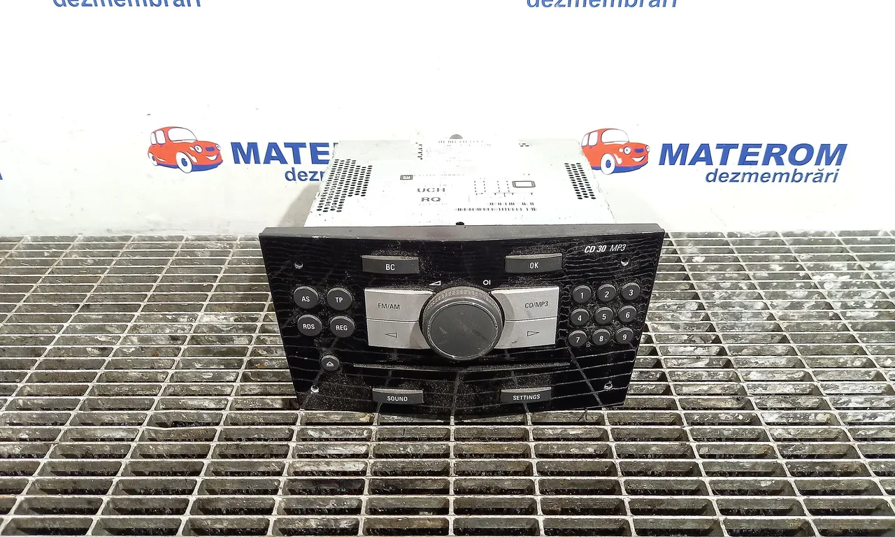 RADIO CD OPEL ZAFIRA B 2005-2015