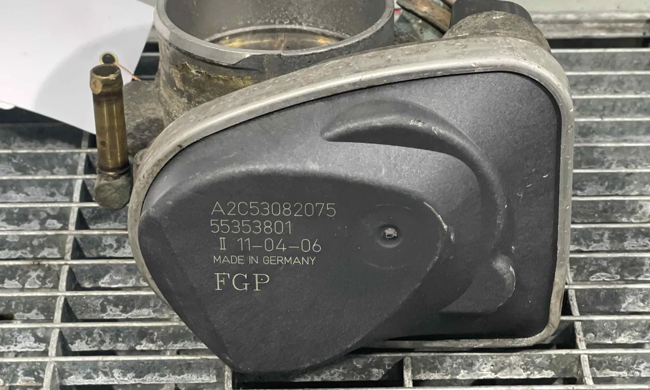 CLAPETA ACCELERATIE OPEL ZAFIRA B 2005-2015