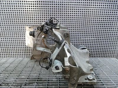 SUPORT POMPA INALTA PRESIUNE OPEL ZAFIRA B Z19DT 2005-2015 oe 55187918, vedere frontata