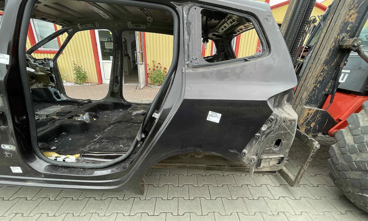 ARIPA SPATE STANGA OPEL ZAFIRA TOURER C 2011-2016