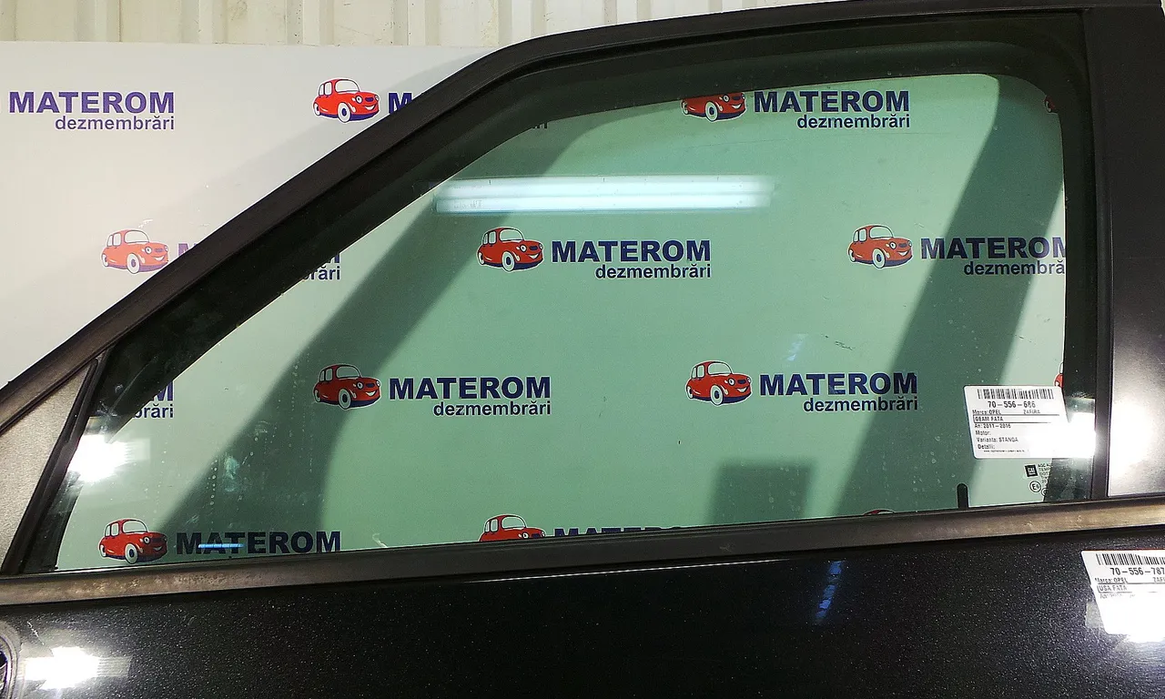 GEAM FATA STANGA OPEL ZAFIRA TOURER C 2011-2016