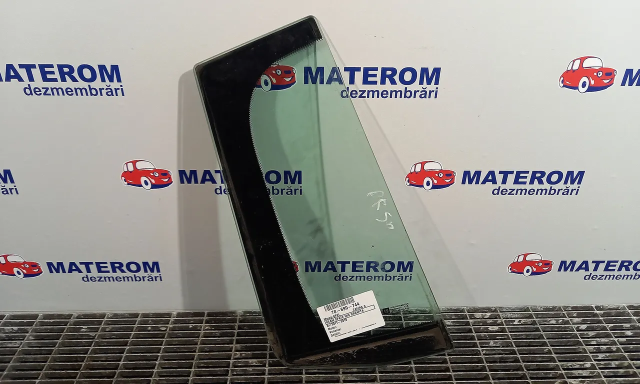 GEAM SPATE MIC DREAPTA OPEL ZAFIRA TOURER C 2011-2016