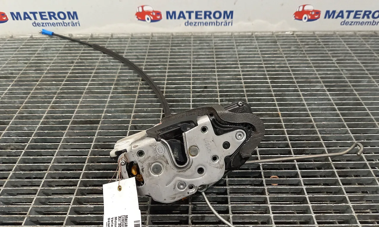 INCUIETOARE USA FATA DREAPTA OPEL ZAFIRA TOURER C 2011-2016