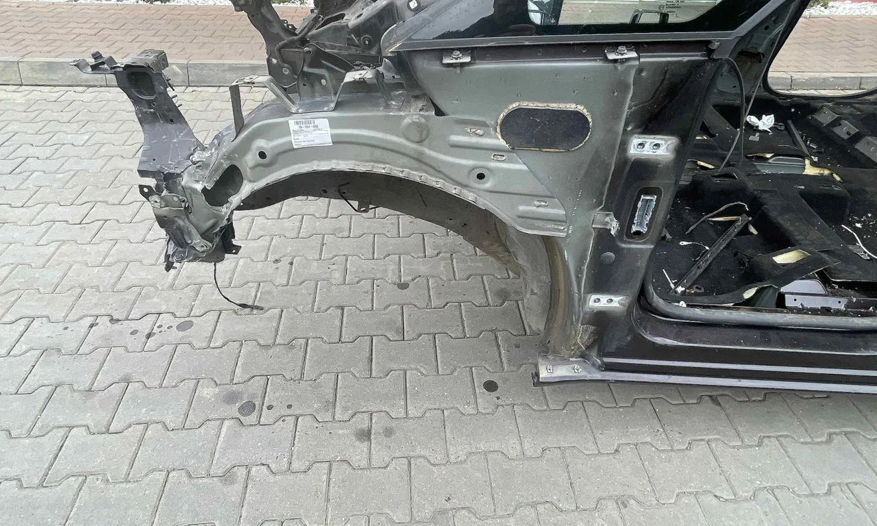 LONJERON STANGA OPEL ZAFIRA TOURER C 2011-2016