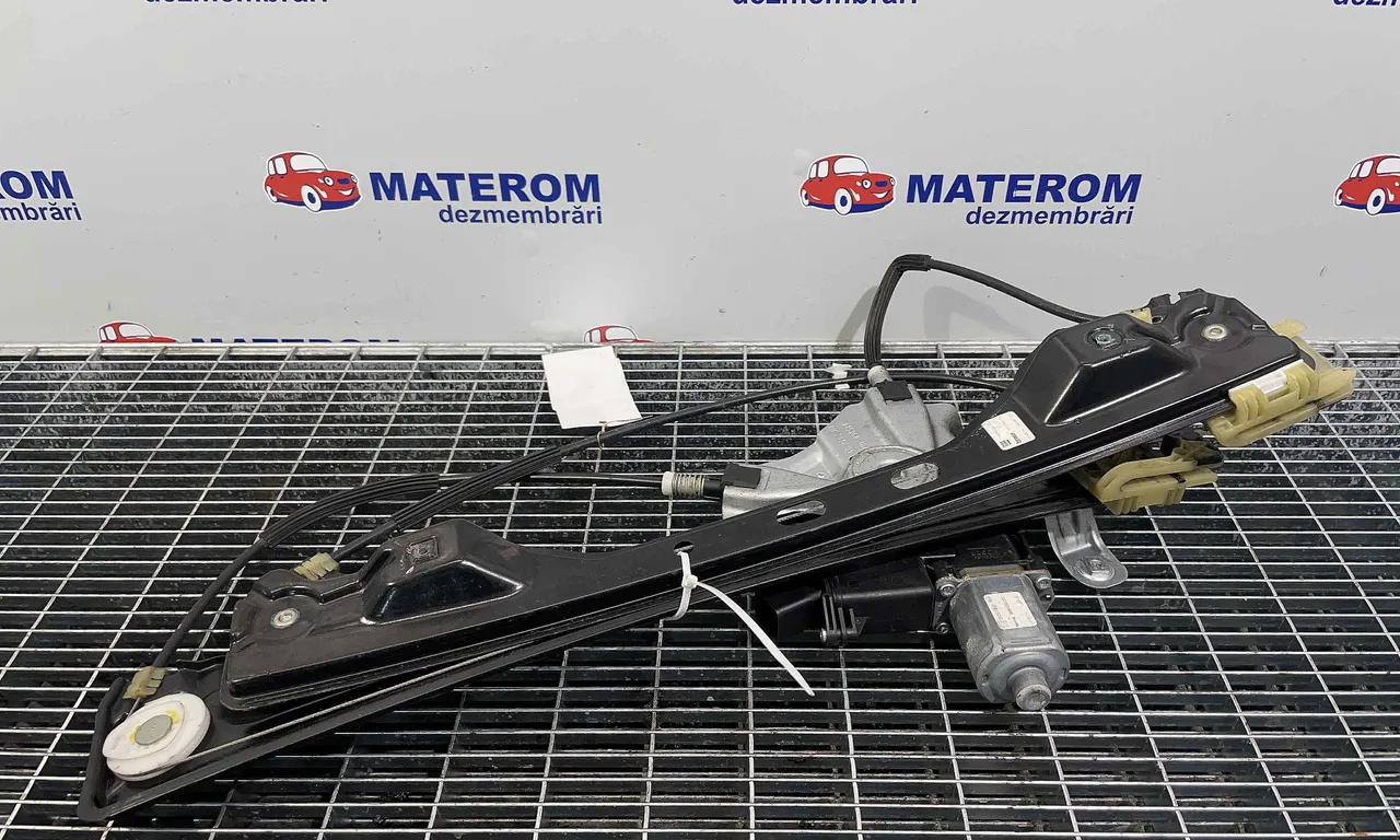 MACARA USA FATA DREAPTA OPEL ZAFIRA TOURER C 2011-2016