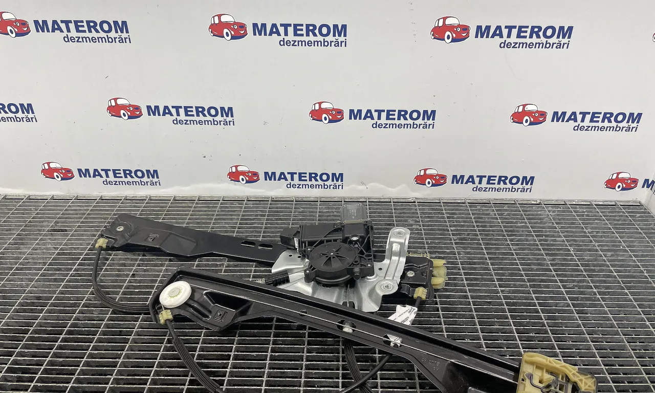 MACARA USA FATA DREAPTA OPEL ZAFIRA TOURER C 2011-2016