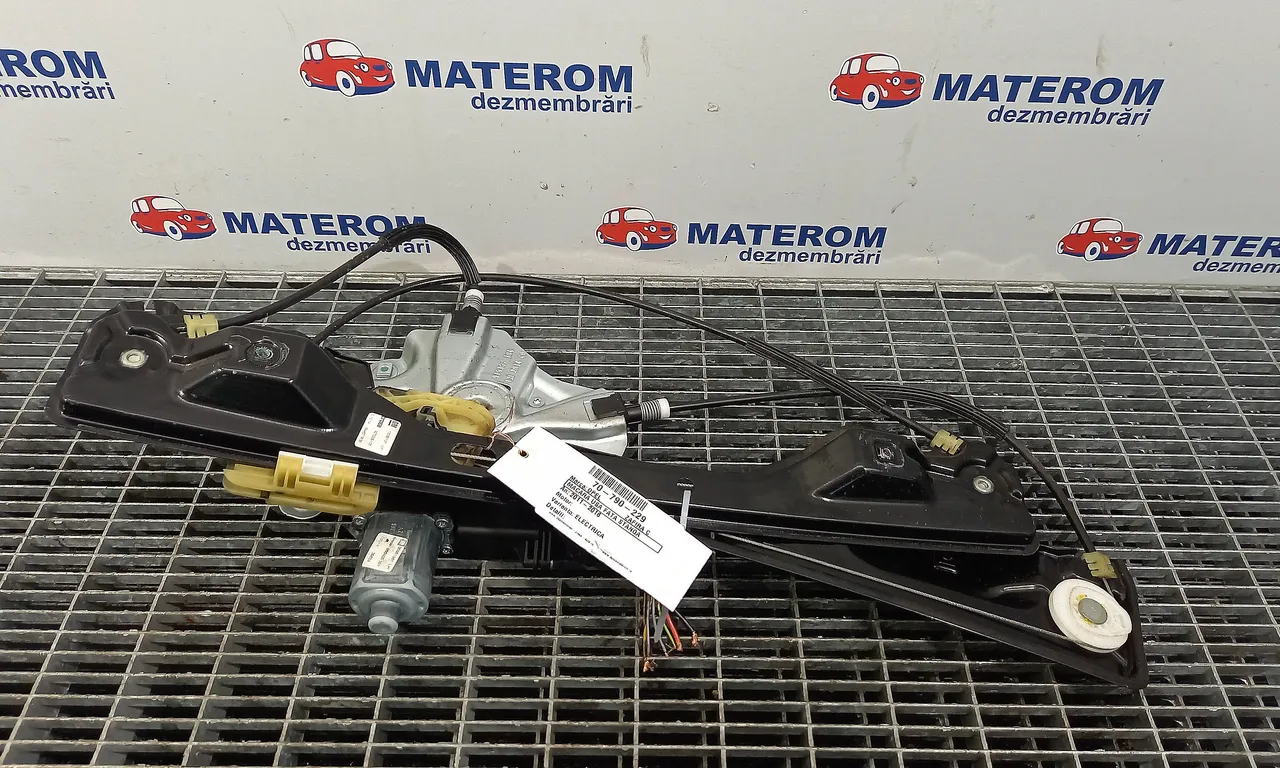 MACARA USA FATA STANGA OPEL ZAFIRA TOURER C 2011-2016