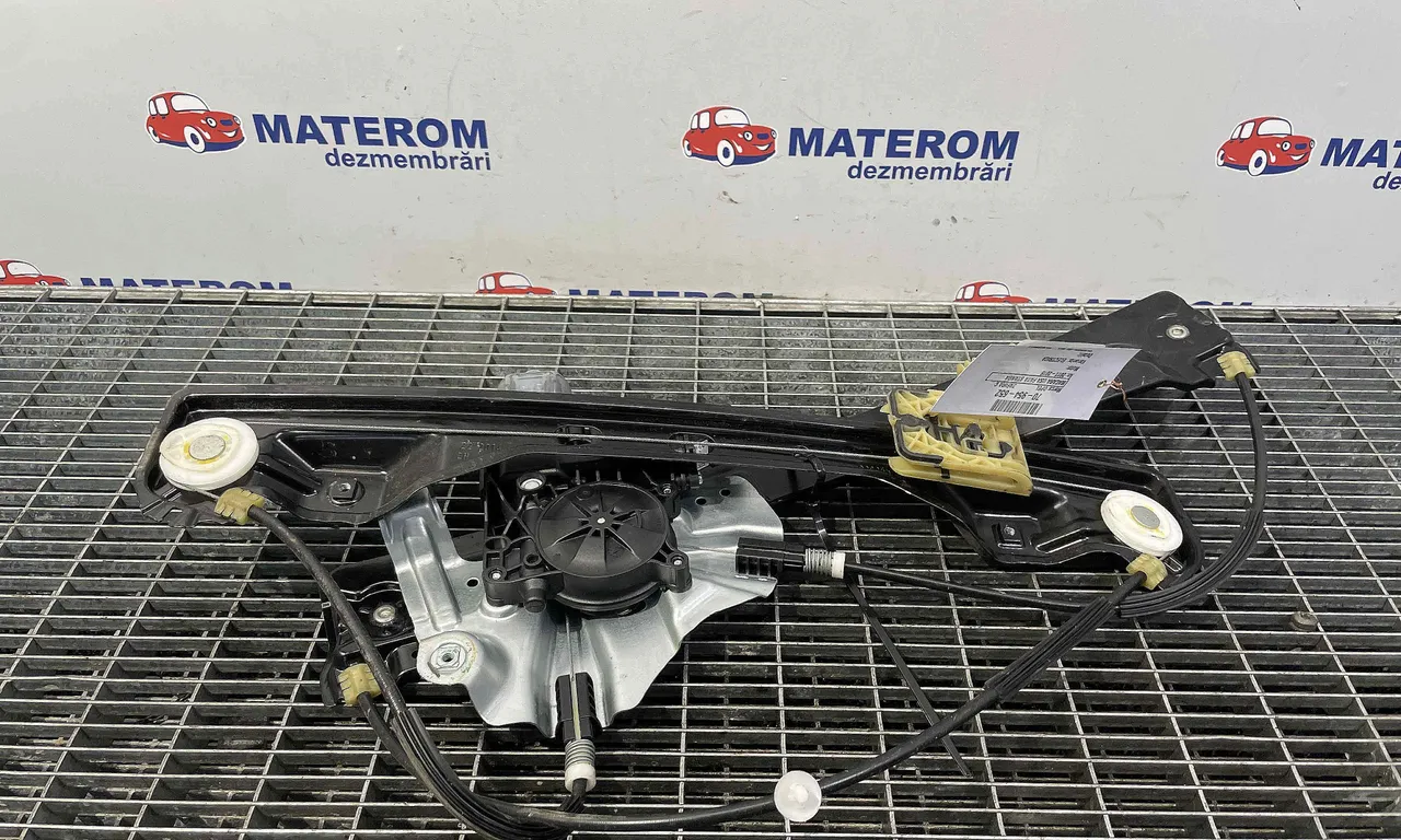 MACARA USA FATA STANGA OPEL ZAFIRA TOURER C 2011-2016