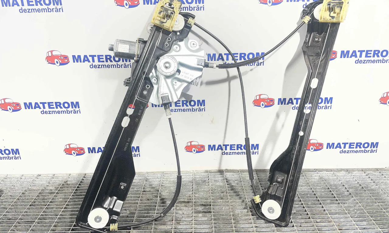 MACARA USA FATA STANGA OPEL ZAFIRA TOURER C 2011-2016