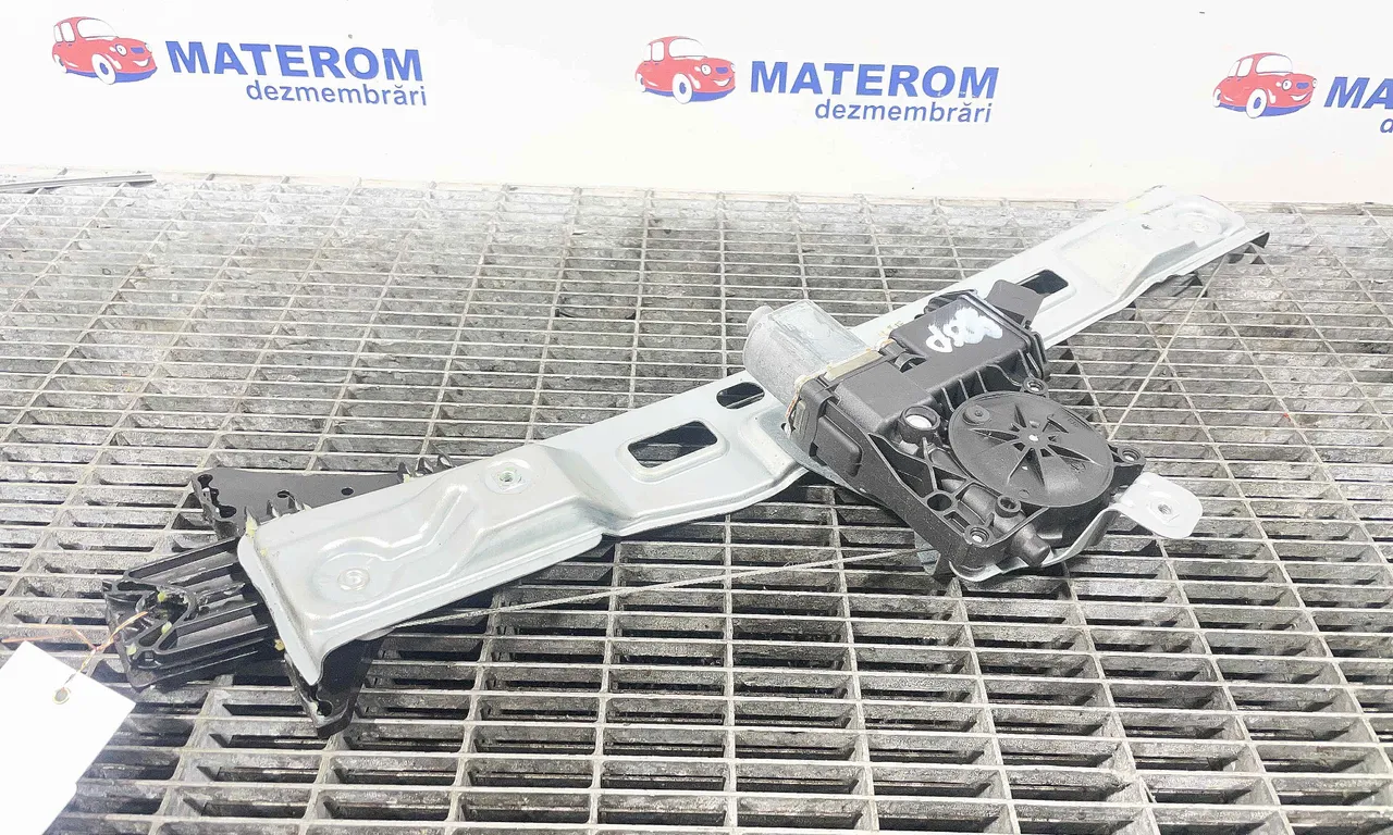 MACARA USA SPATE DREAPTA OPEL ZAFIRA TOURER C 2011-2016